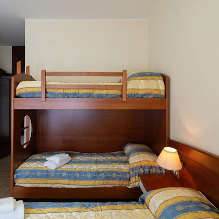 Easy Hotel Meryon ソットマリーナ エクステリア 写真
