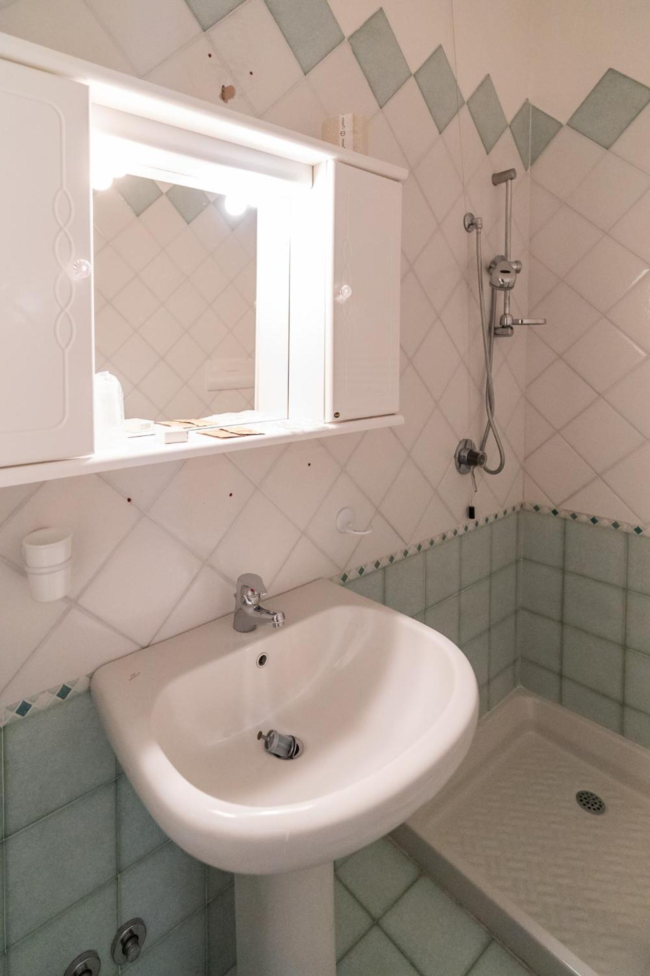 Easy Hotel Meryon ソットマリーナ 部屋 写真